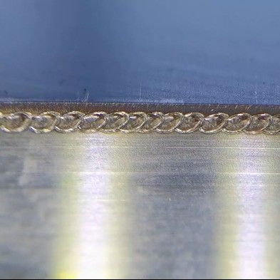 E500 Machine automatique de soudage au laser pour la fabrication de panneaux publicitaires galvanisés