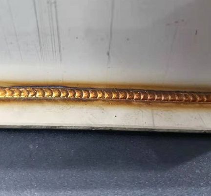 Machine de soudage laser à fibre de main RAYCUS pour tuyaux en tôle d'aluminium en acier inoxydable