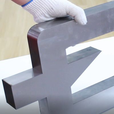 EJON E500 soudeuse à la table laser CNC en fer à souder pour soudage de précision et lettres en vrac
