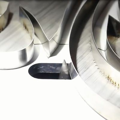 Machine de polissage automatique de lettres 3D pour la publicité