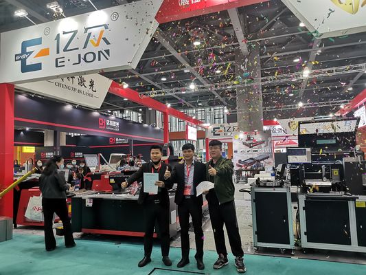 Société de publicité Ejon T13 Machine à écrire à LED pour la fabrication automatique de panneaux d'affichage