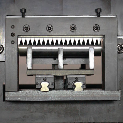 ET20C Le meilleur choix pour la flexion de lettres CNC V Flange et Notch Channel dans la fabrication de panneaux