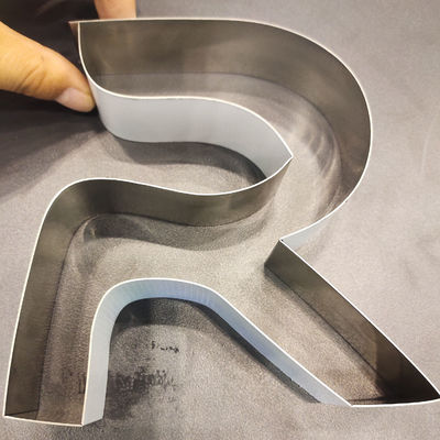 Entreprise de publicité de haute précision Hauteur 20-130 mm CNC Machine de pliage plat en aluminium
