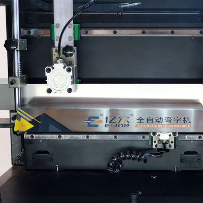 La fabrication de panneaux facilité avec la machine de pliage de lettres de panneaux en néon extérieur Y13L