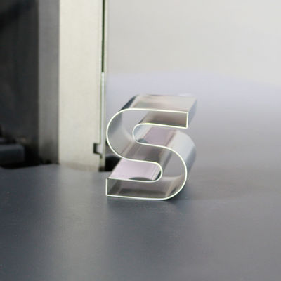 Ejon T20 est une machine de pliage CNC à profil aluminium en acier inoxydable pour lettres 3D.